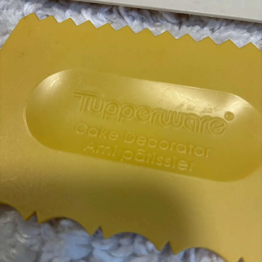 Vintage Tupperware Spreaders